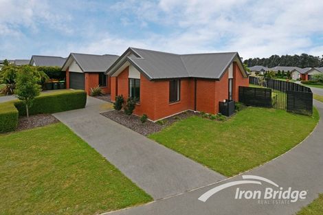 Photo of property in 8 Strauss Drive, Rolleston, 7614
