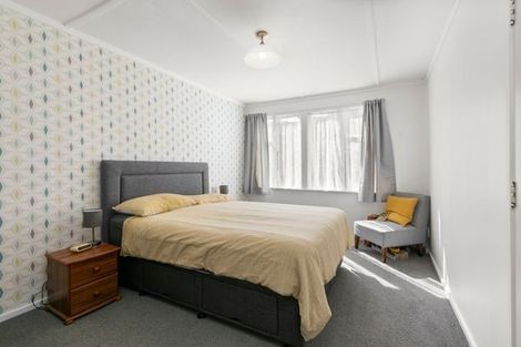 Photo of property in 10 Cleland Crescent, Naenae, Lower Hutt, 5011