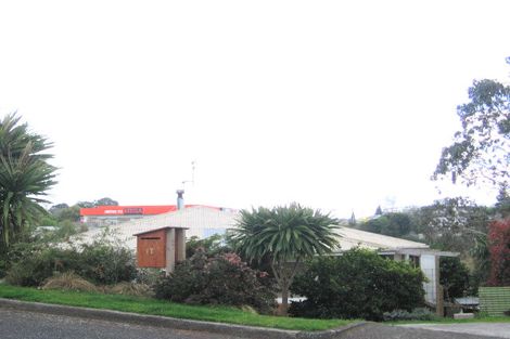 Photo of property in 17 Landview Road, Parkvale, Tauranga, 3112