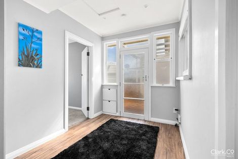 Photo of property in 29 Mana Esplanade, Paremata, Porirua, 5026