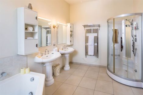 Photo of property in 37 Harewood Road, Papanui, Christchurch, 8053