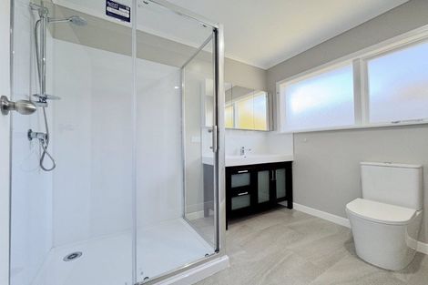 Photo of property in 101 Sunnyside Road, Sunnyvale, Auckland, 0612