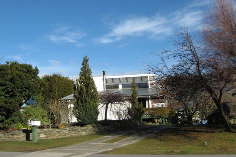 Photo of property in 170 Plantation Road, Wanaka, 9305