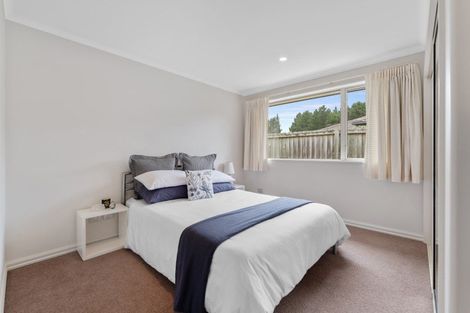 Photo of property in 11 Hoihere Place, Parklands, Christchurch, 8083