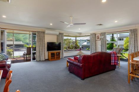 Photo of property in 12 Matai Place, Waikawa, Picton, 7220
