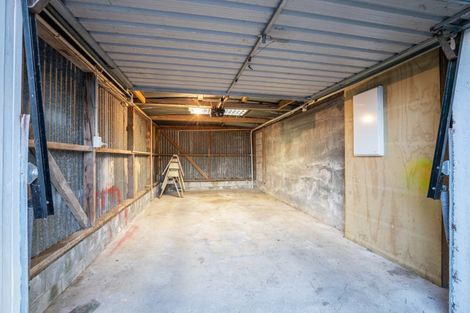 Photo of property in 25 Glen Almond Street, New Plymouth, 4310