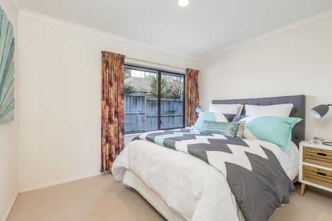 Photo of property in 12 Blackwood Drive, Wattle Downs, Auckland, 2103