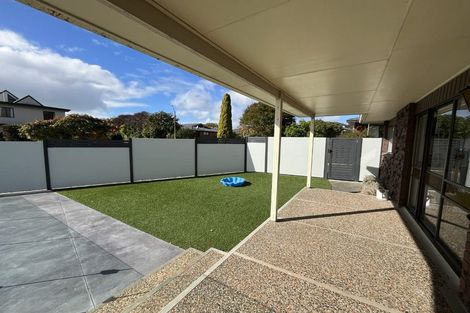 Photo of property in 4 Bennelong Place, Havelock North, 4130