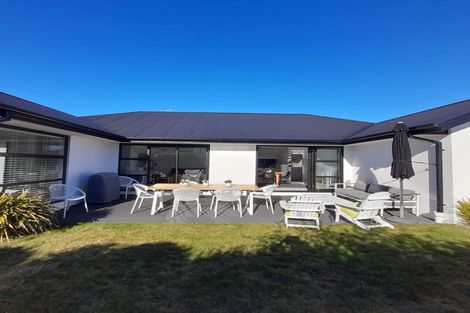Photo of property in 10 Kawakawa Street, Pegasus, 7612