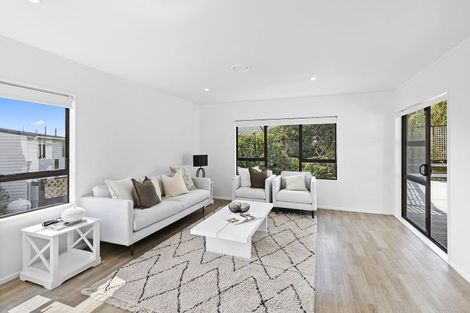 Photo of property in 16 Doon Grove, Papakowhai, Porirua, 5024