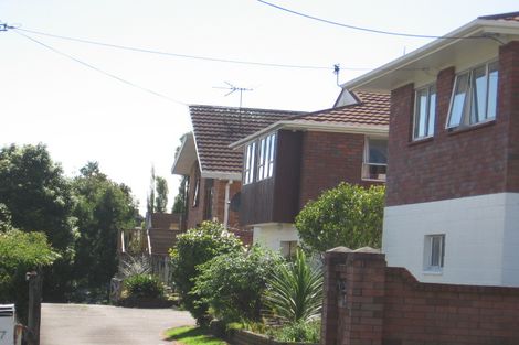 Photo of property in 45a Savoy Road, Glen Eden, Auckland, 0602