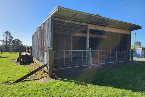 Photo of property in 868 Upland Road, Egmont Village, New Plymouth, 4372