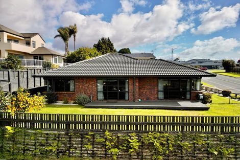 Photo of property in 2b Cannell Farm Drive, Te Puke, 3119