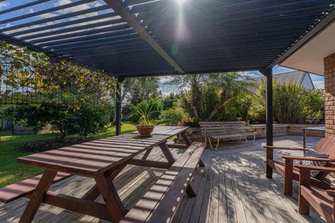 Photo of property in 51 Cholmondeley Crescent, Whitianga, 3510