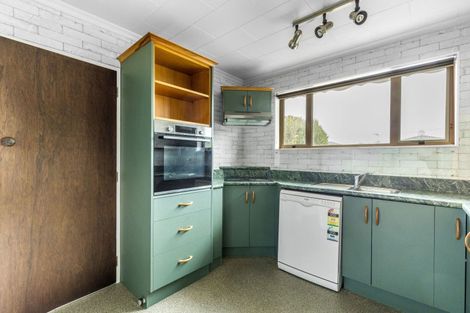 Photo of property in 8 Myers Street, Waikiwi, Invercargill, 9810