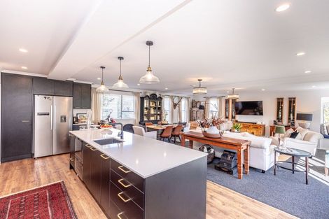 Photo of property in 11 D'arcy Road, Bastia Hill, Whanganui, 4500