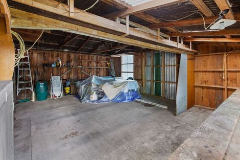 Photo of property in 34 Paraekaretu Street, Hunterville, 4730