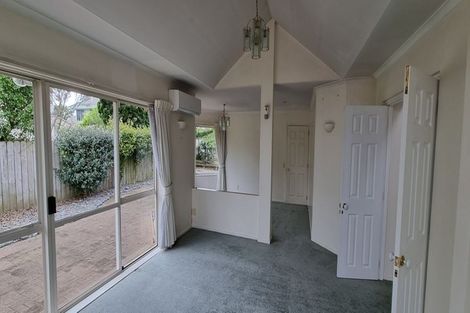 Photo of property in 2/5 Belgate Place, Somerville, Auckland, 2014