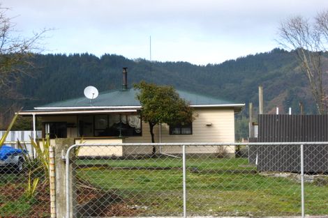 Photo of property in 8 Herald Street, Reefton, 7830