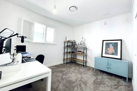 Photo of property in 166 Tasman Street, Mount Cook, Wellington, 6021