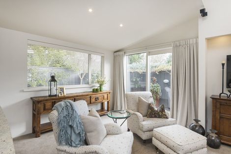 Photo of property in 64 Ihaka Street, Hokowhitu, Palmerston North, 4410