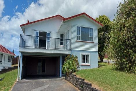 Photo of property in 129 Mcleod Road, Te Atatu South, Auckland, 0610