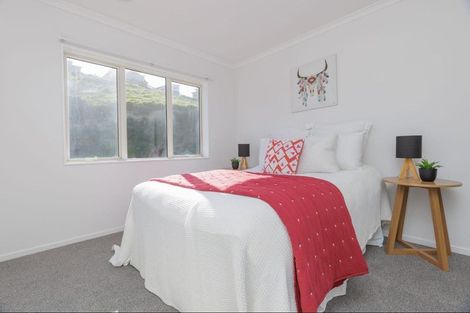 Photo of property in 24 Melksham Drive, Churton Park, Wellington, 6037
