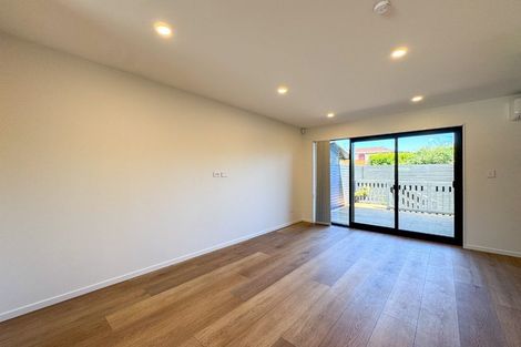 Photo of property in 19b House Avenue, Mangere Bridge, Auckland, 2022