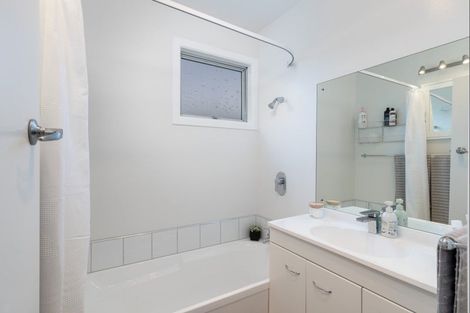 Photo of property in 100 Clouston Park Road, Clouston Park, Upper Hutt, 5018