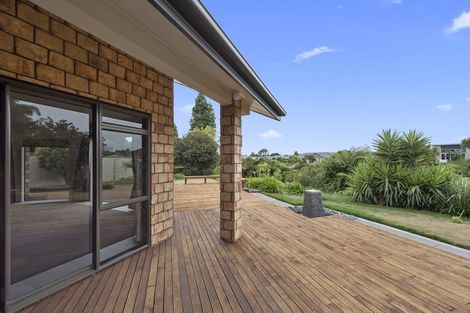 Photo of property in 11 The Esplanade, Huntington, Hamilton, 3210