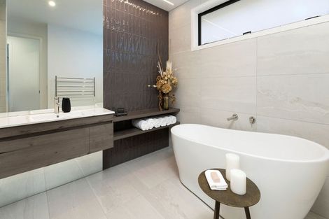 Photo of property in 2 Ashdown Park Lane, Riverhead, 0793