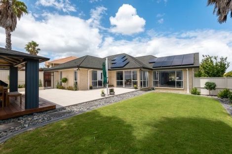 Photo of property in 2 Brailsford Court, Dannemora, Auckland, 2016