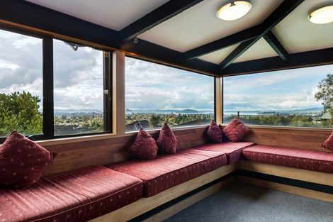 Photo of property in 24 Exeter Place, Tihiotonga, Rotorua, 3015