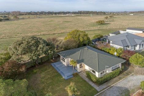 Photo of property in 19 Esk Place, Aranui, Christchurch, 8061