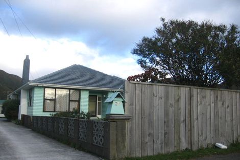 Photo of property in 52 Waiwhetu Road, Waiwhetu, Lower Hutt, 5010