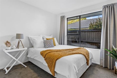 Photo of property in 1/14 Innisfree Place, Northwood, Christchurch, 8051