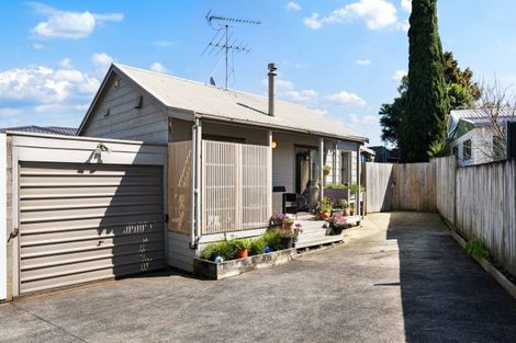 Photo of property in 4b Fernleigh Avenue, Waiuku, 2123