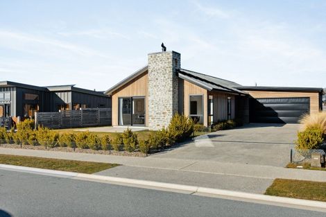 Photo of property in 6 Campbell Road, Wanaka, 9305