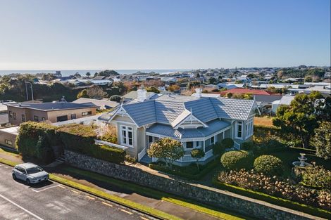 Photo of property in 135 Lemon Street, New Plymouth, 4312