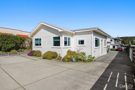 Photo of property in 29 Mana Esplanade, Paremata, Porirua, 5026