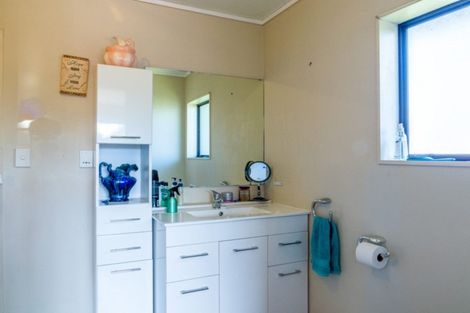 Photo of property in 7 Olive Grove, Edgecumbe, 3120