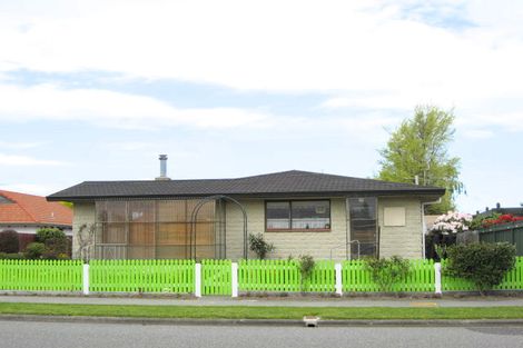 Photo of property in 4a Kinley Street, Rangiora, 7400