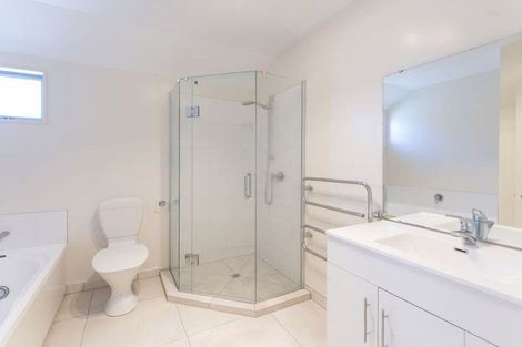 Photo of property in 94a Packe Street, Edgeware, Christchurch, 8013