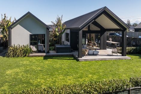 Photo of property in 21 Rana Place, Mapua, 7005