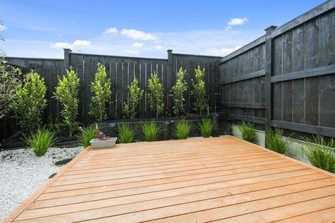 Photo of property in 6/34 Lincoln Park Avenue, Massey, Auckland, 0614