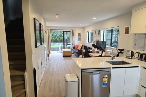 Photo of property in 10 Timata Lane, Favona, Auckland, 2024