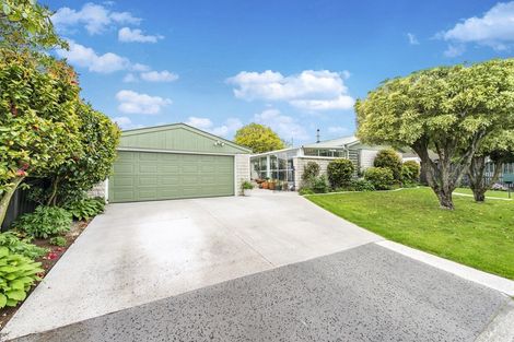 Photo of property in 4 Rachel Place, Avonhead, Christchurch, 8042