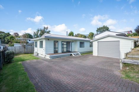 Photo of property in 32 Puriri Street, Hilltop, Taupo, 3330