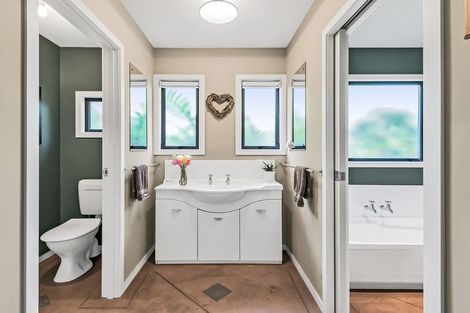 Photo of property in 34 Stott Drive, Darfield, 7571