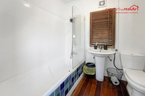 Photo of property in 23 Inkster Street, Birkenhead, Auckland, 0626